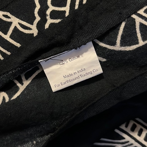 EARTHBOUND TRADING Dark Mandala Tapestry - Picture 2 of 4